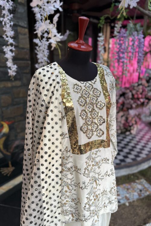 Stars by the Night (3PC)